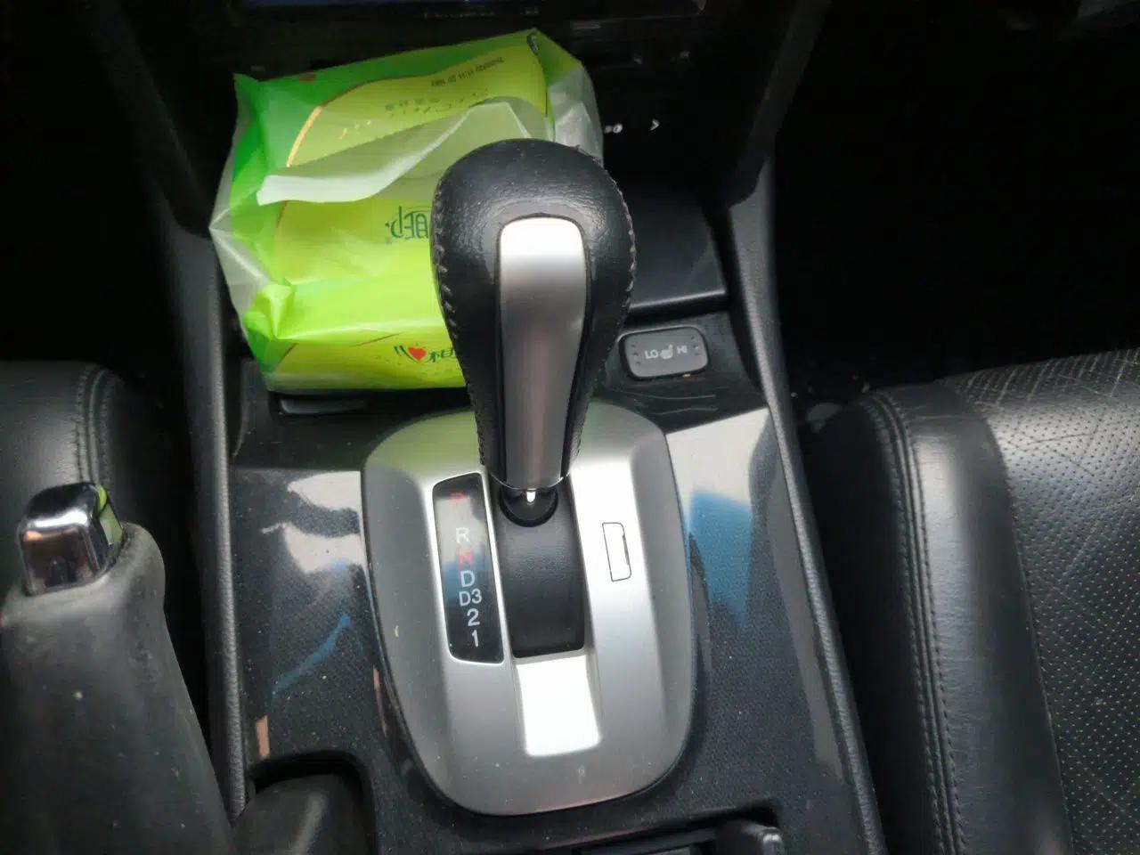 Honda Accord 2013 2.0L SE — миниатюра 15