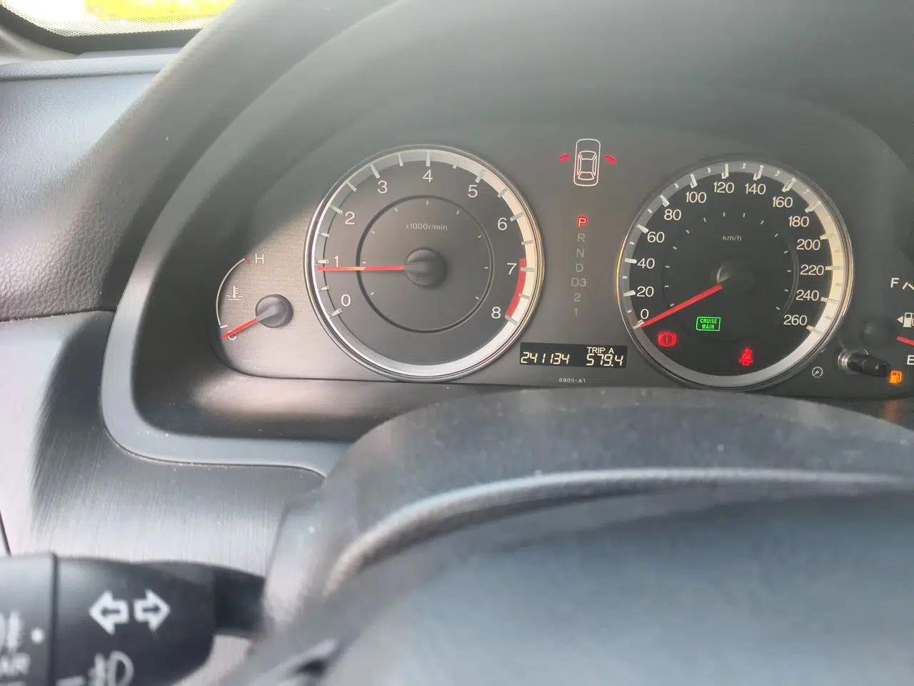 Honda Accord 2013 2.0L SE — миниатюра 13