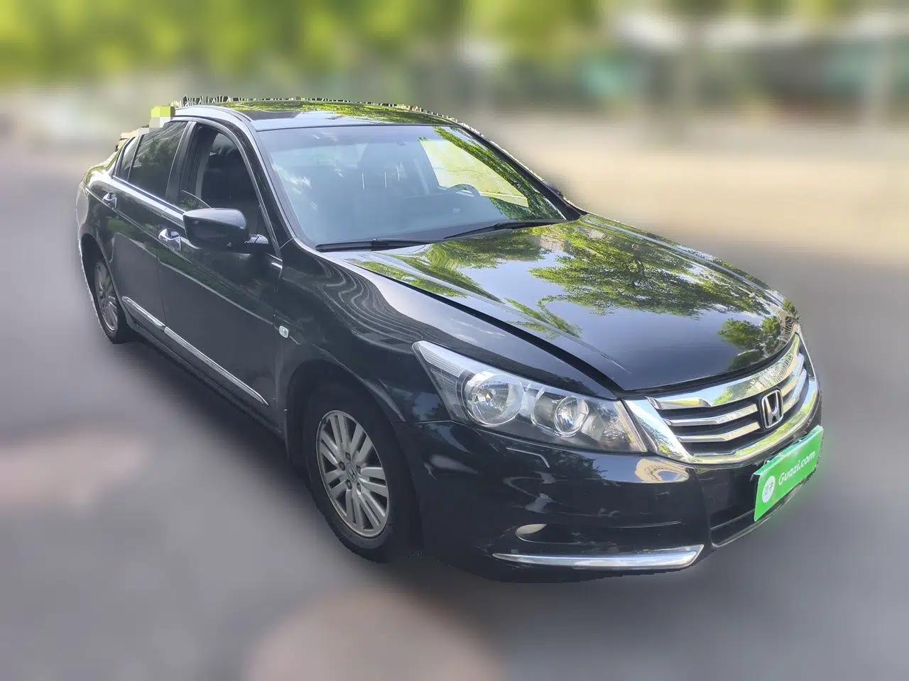Honda Accord 2013 2.0L SE — миниатюра 3