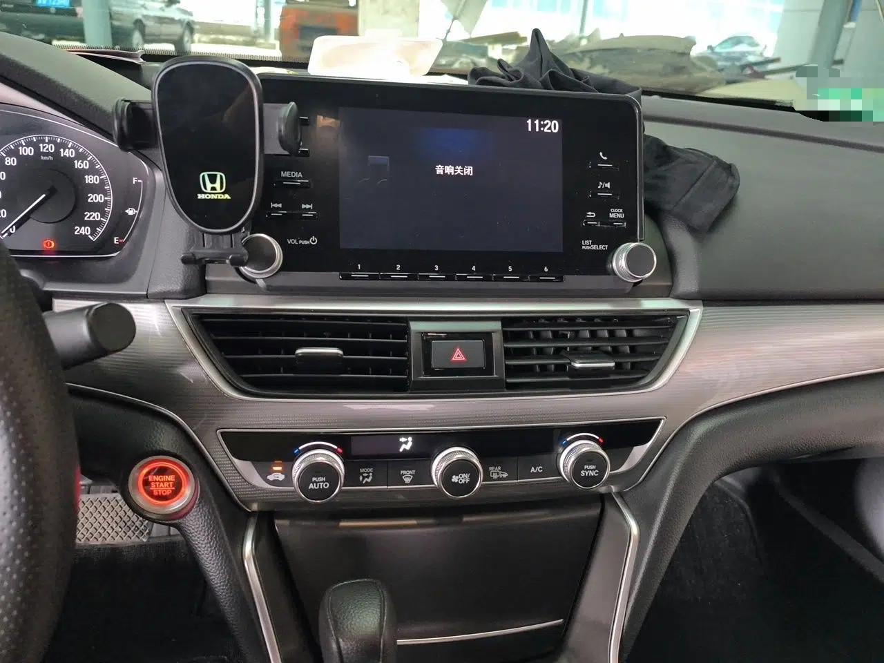 Honda Accord 2018 260TURBO Elite Edition China V — миниатюра 12