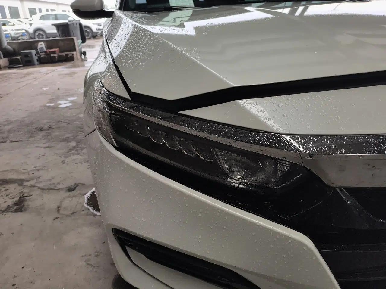 Honda Accord 2018 260TURBO Elite Edition China V — миниатюра 7