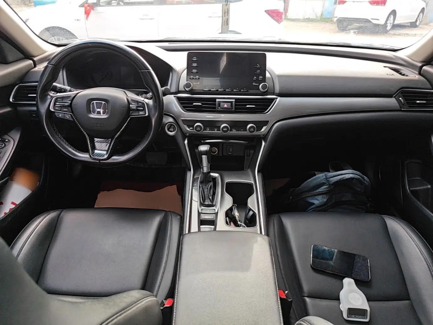 Honda Accord 2018 260TURBO Elite Edition China VI — миниатюра 12