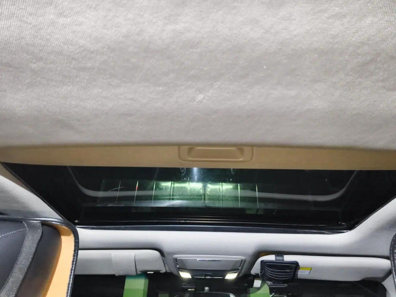 Honda Accord 2018 260TURBO Elite Edition China V — миниатюра 19