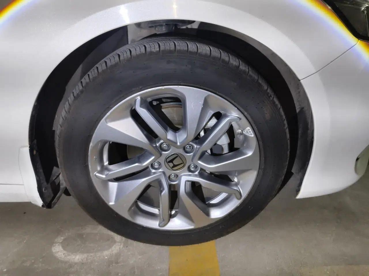 Honda Accord 2018 260TURBO Elite Edition China V — миниатюра 8