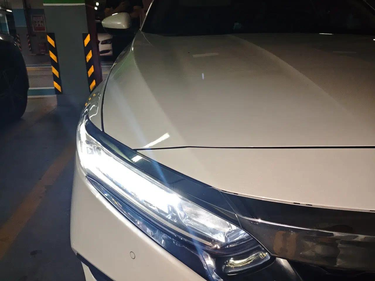 Honda Accord 2018 Rui Hybrid 2.0L Rui Ku Edition China V — миниатюра 7