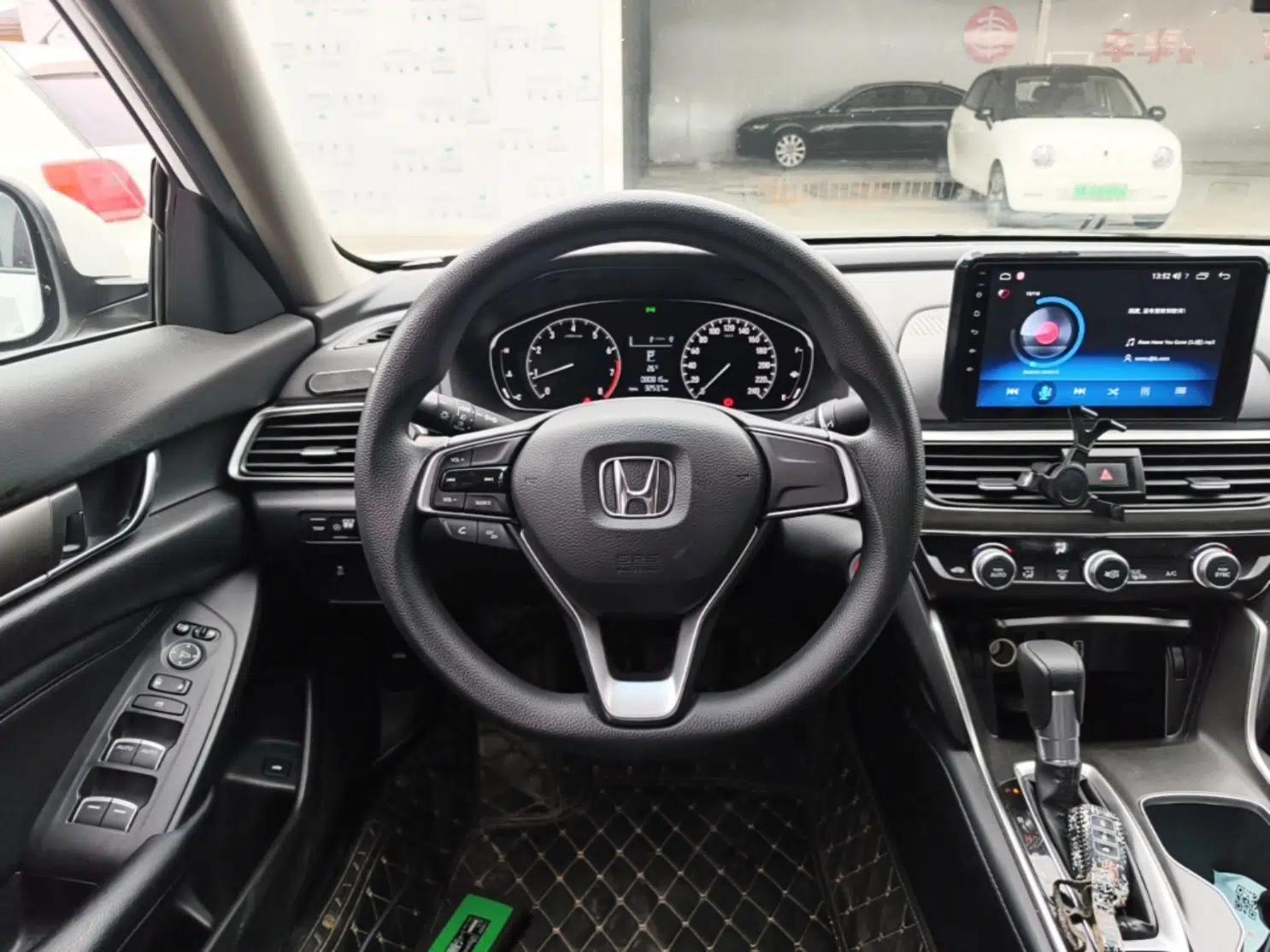 Honda Accord 2018 230TURBO Comfort Edition China VI Emission Standard — миниатюра 13