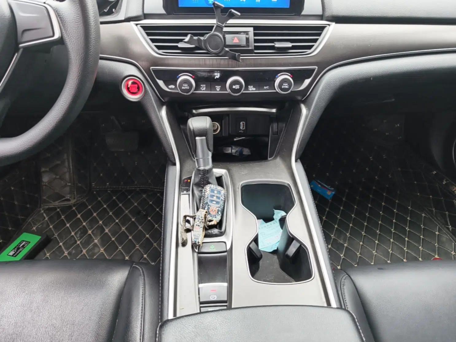 Honda Accord 2018 230TURBO Comfort Edition China VI Emission Standard — миниатюра 16