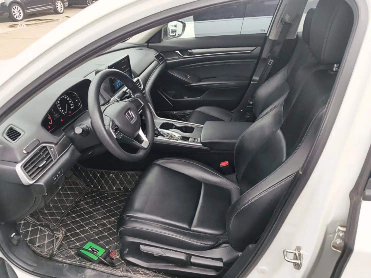 Honda Accord 2018 230TURBO Comfort Edition China VI Emission Standard — миниатюра 17