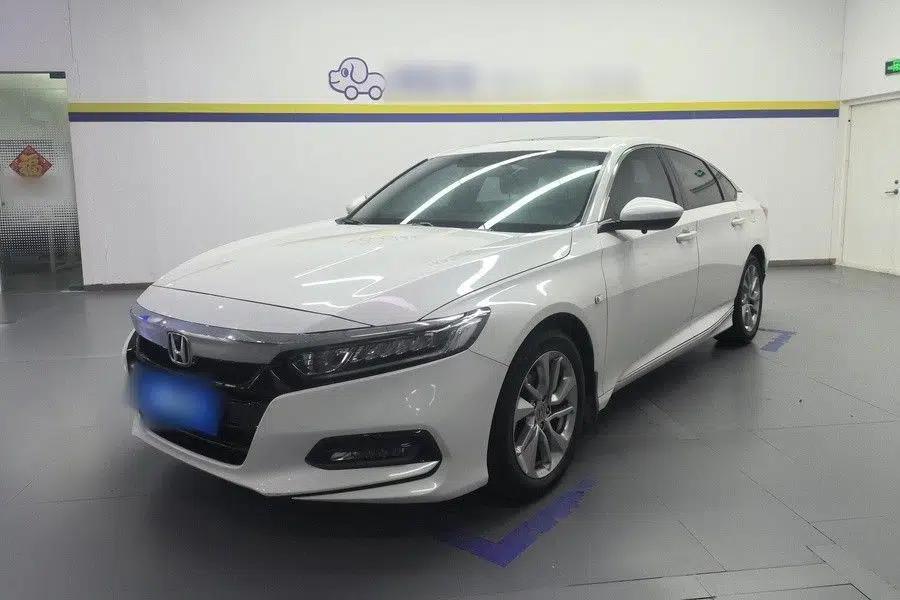 Honda Accord 2018 230TURBO Comfort Version National V — миниатюра 2