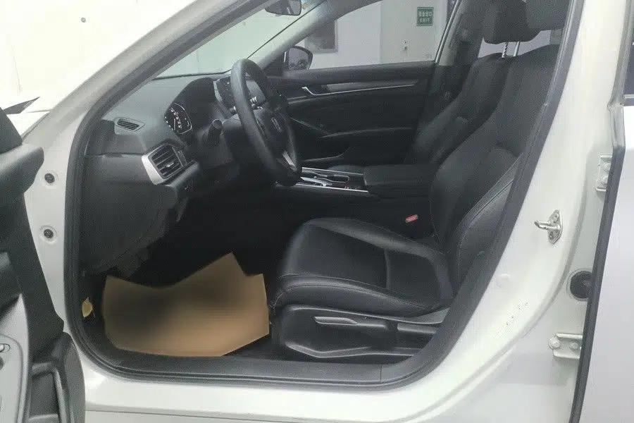 Honda Accord 2018 230TURBO Comfort Version National V — миниатюра 8
