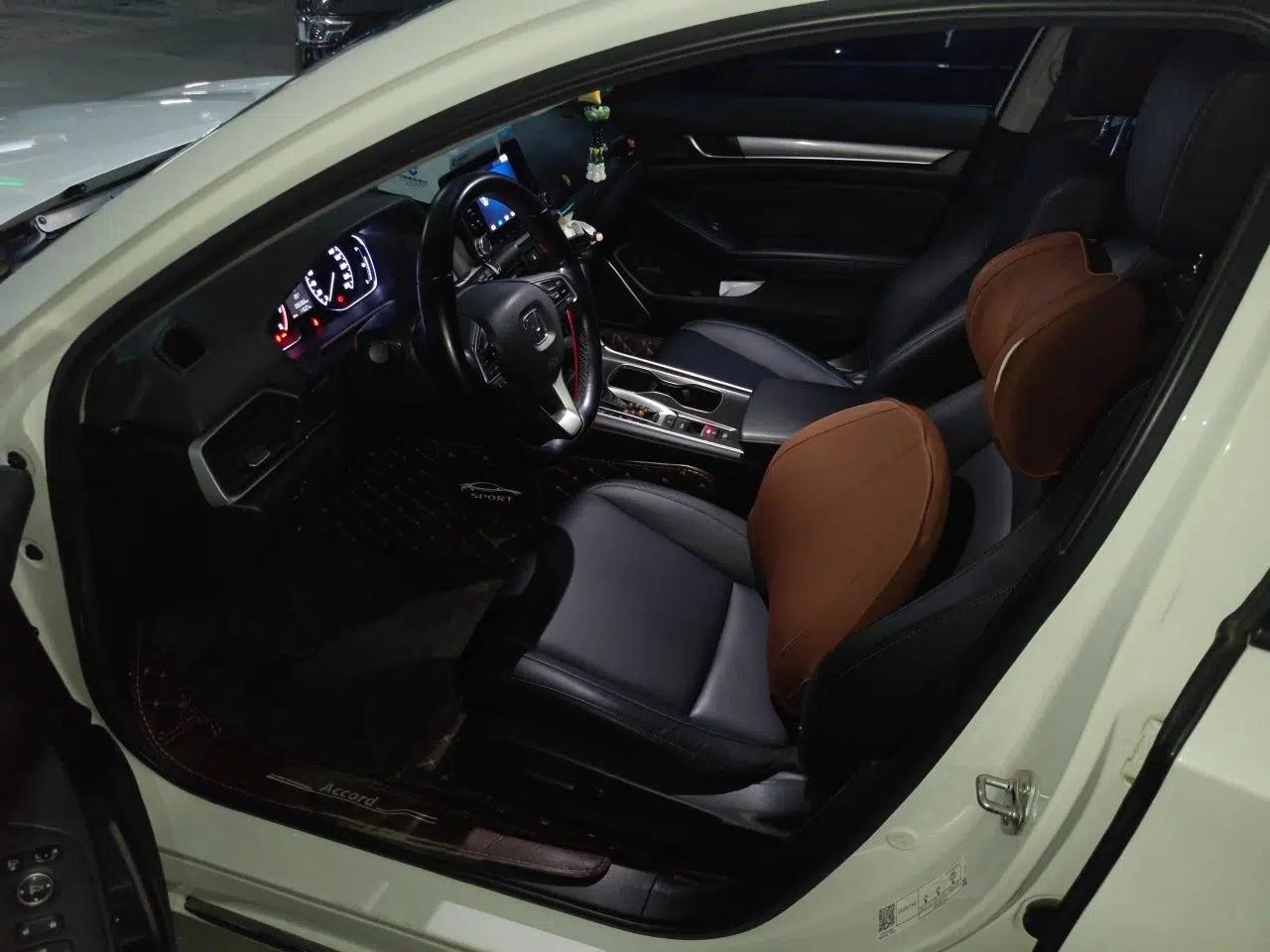 Honda Accord 2018 260TURBO Elite Edition China V — миниатюра 17