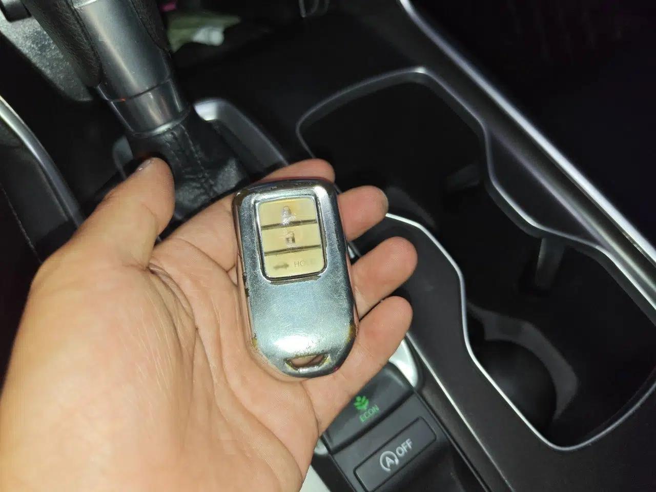 Honda Accord 2018 260TURBO Elite Edition China V — миниатюра 9