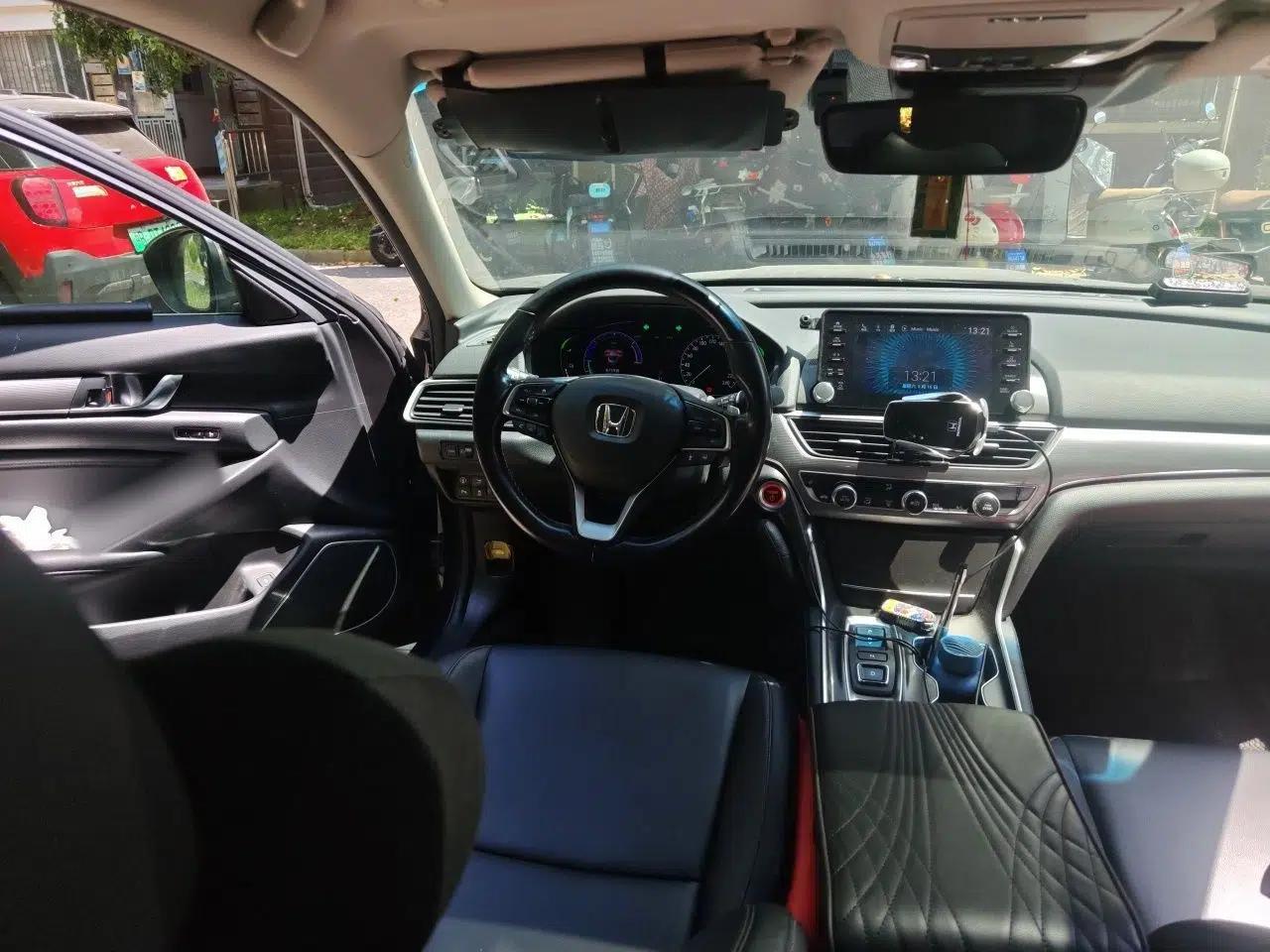 Honda Accord 2018 Rui·Hybrid 2.0L Rui Zhi Edition China VI — миниатюра 11