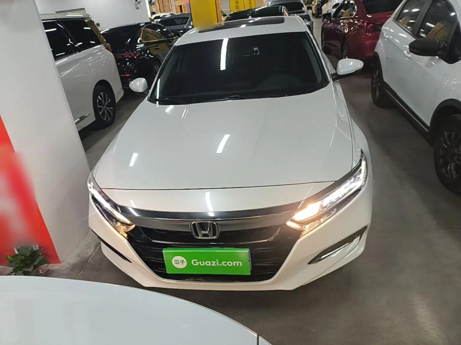 Honda Accord 2018 260TURBO Luxury Edition China VI — миниатюра 2