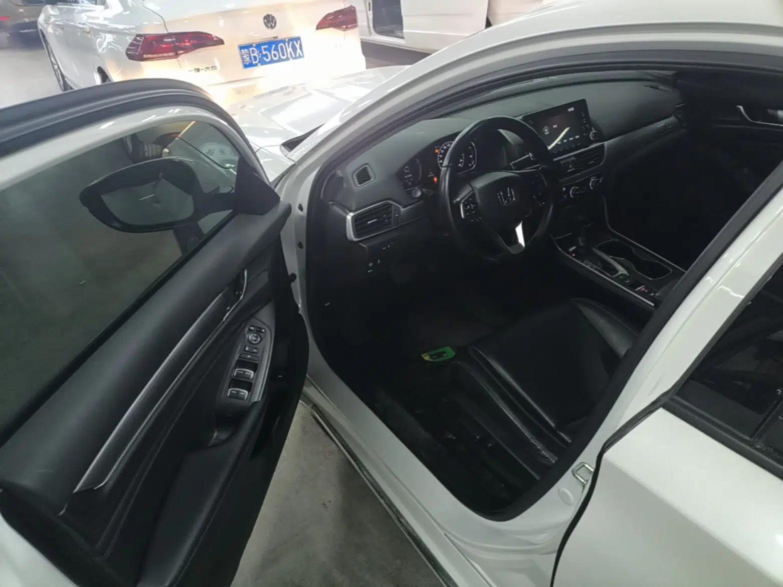 Honda Accord 2018 260TURBO Luxury Edition China VI — миниатюра 18