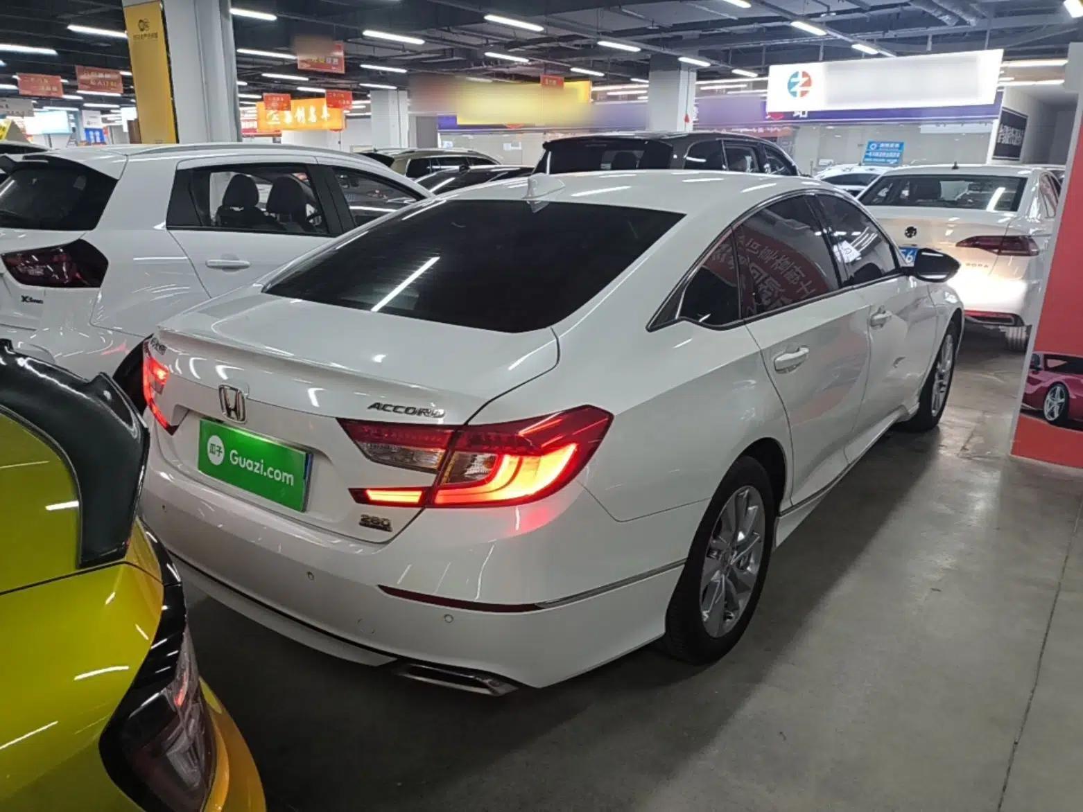 Honda Accord 2018 260TURBO Luxury Edition China VI — миниатюра 4
