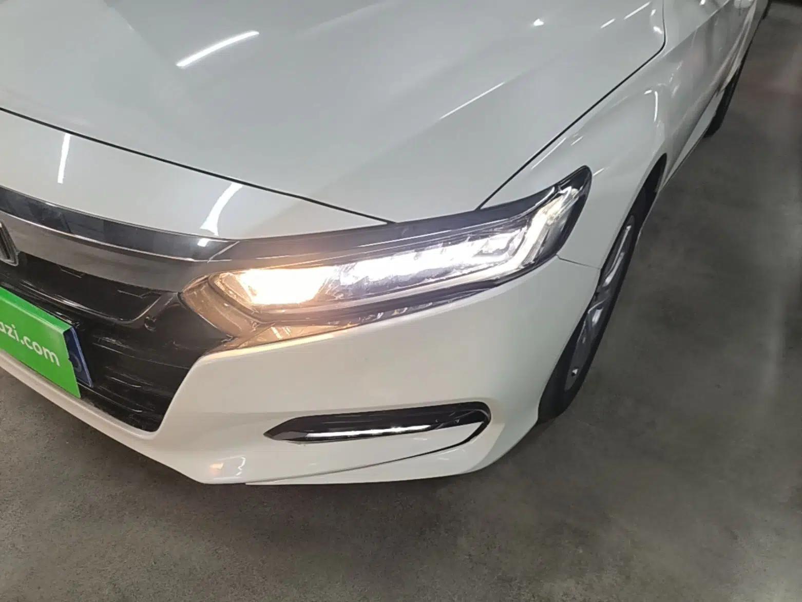 Honda Accord 2018 260TURBO Luxury Edition China VI — миниатюра 5