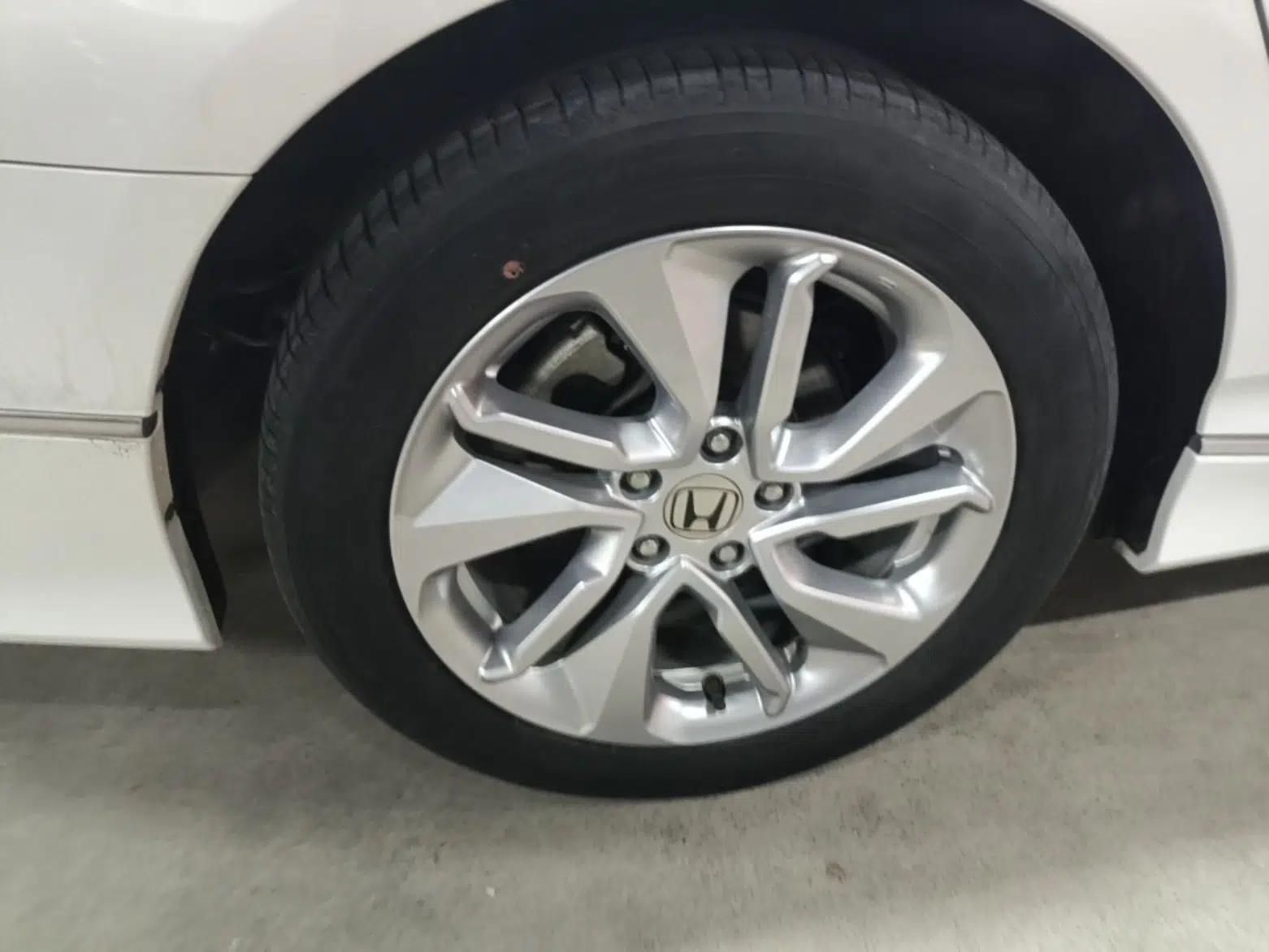 Honda Accord 2018 260TURBO Luxury Edition China VI — миниатюра 10
