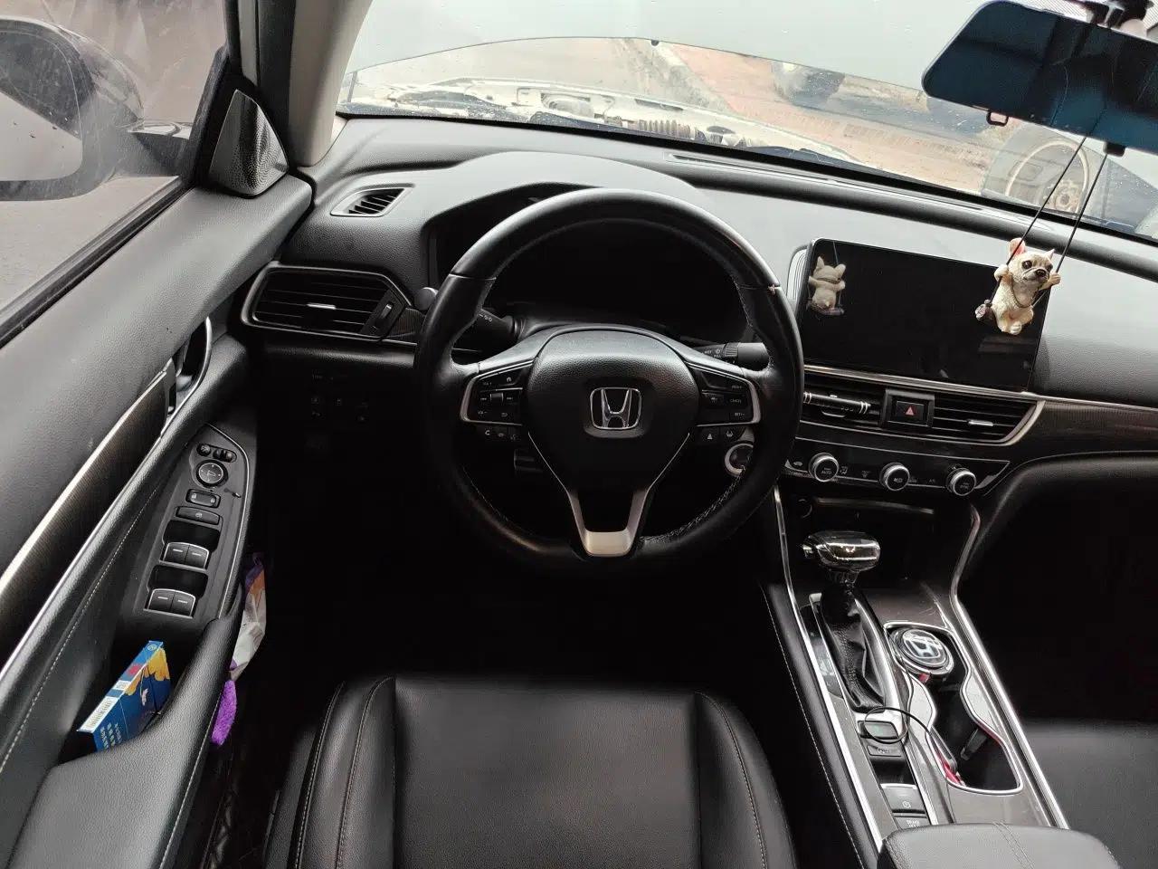Honda Accord 2022 260TURBO Phantom Night · Prestige Edition — миниатюра 11