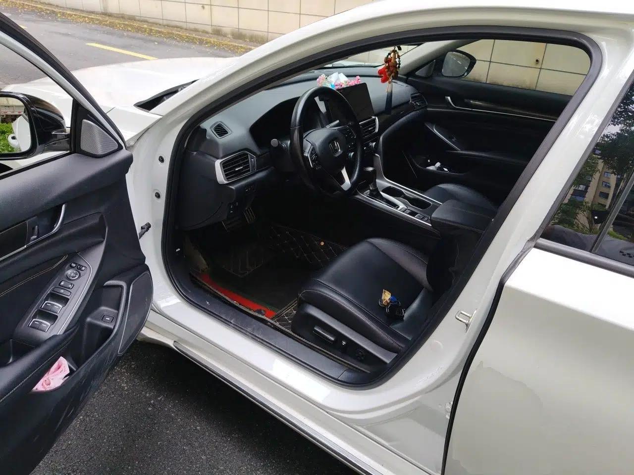 Honda Accord 2022 260TURBO Phantom Night · Prestige Edition — миниатюра 17