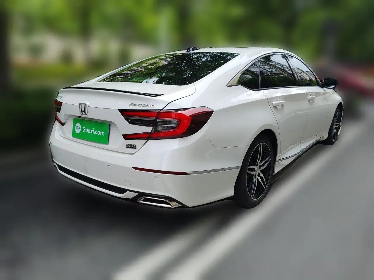Honda Accord 2022 260TURBO Phantom Night · Prestige Edition — миниатюра 6