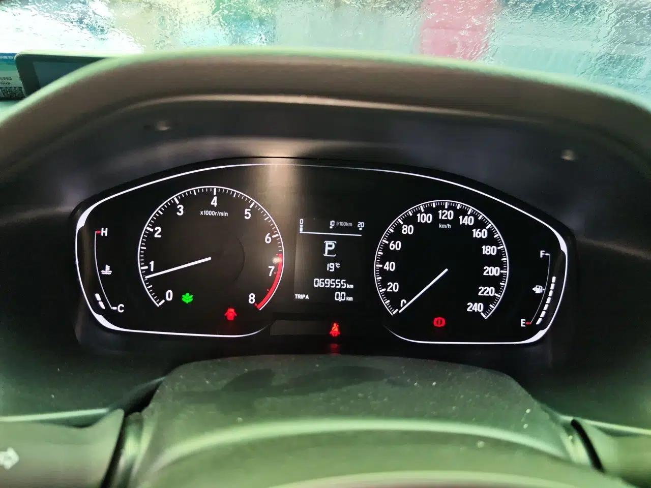 Honda Accord 2018 260TURBO Elite Edition China V — миниатюра 12