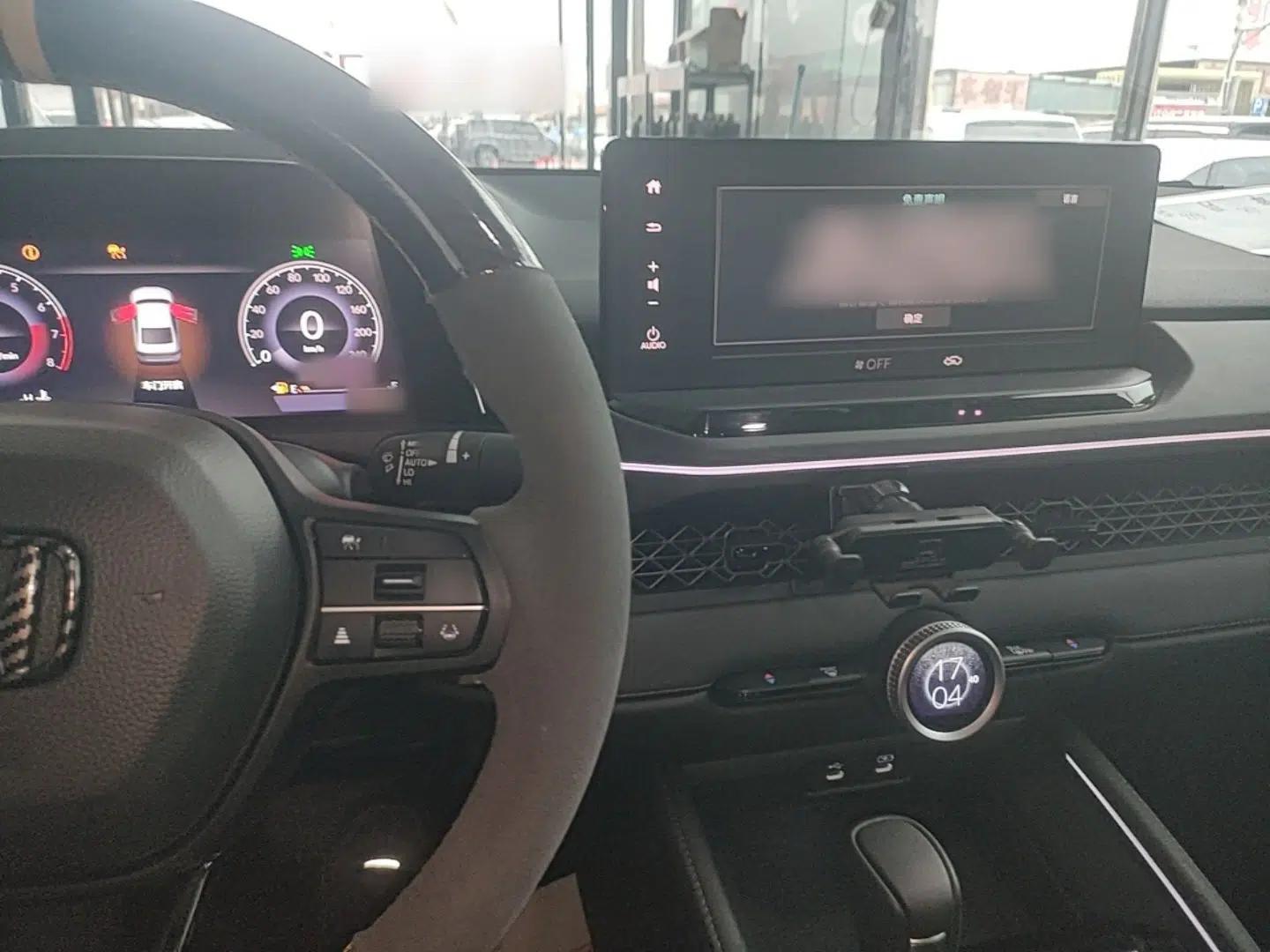 Honda Accord 2025 Sport Series 260TURBO Luxury Edition — миниатюра 13