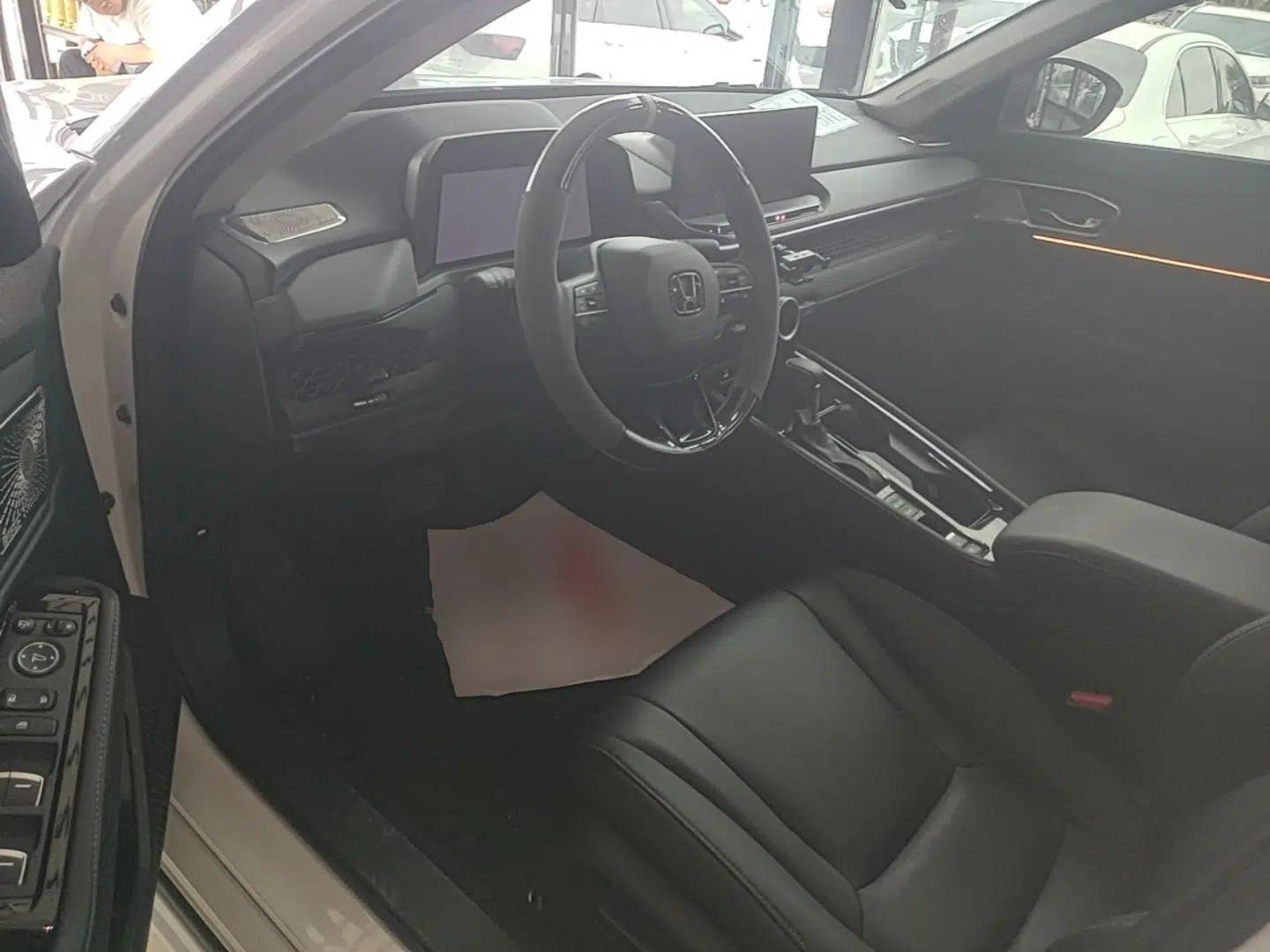 Honda Accord 2025 Sport Series 260TURBO Luxury Edition — миниатюра 19