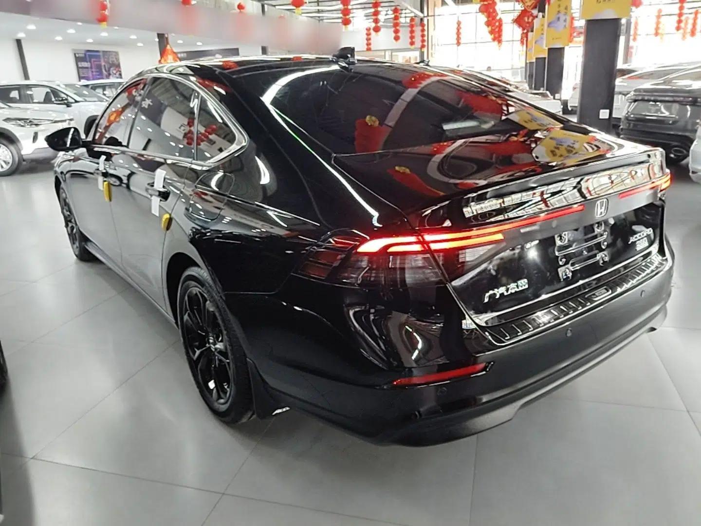 Honda Accord 2025 260TURBO Luxury Edition — миниатюра 4