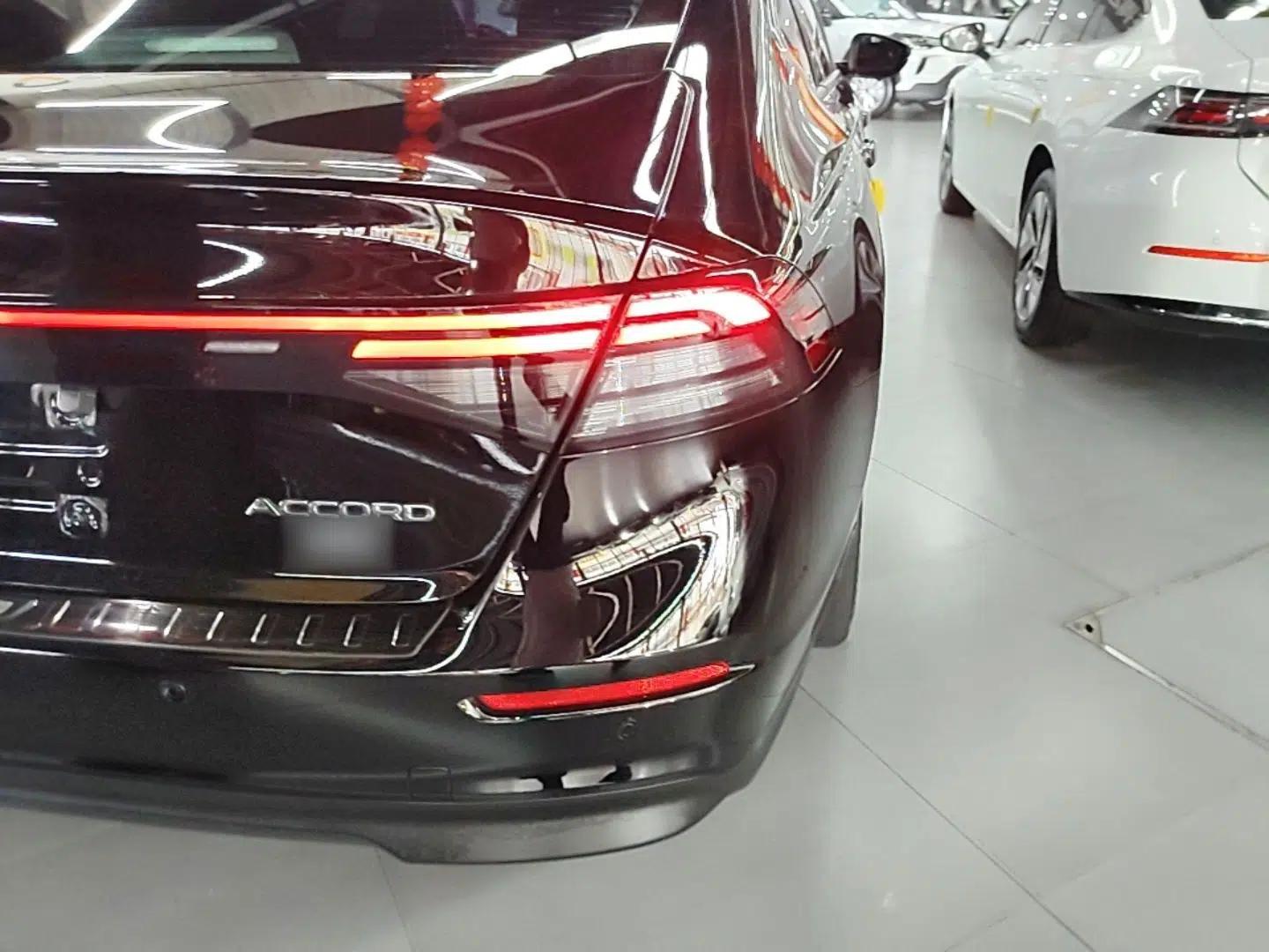Honda Accord 2025 260TURBO Luxury Edition — миниатюра 7