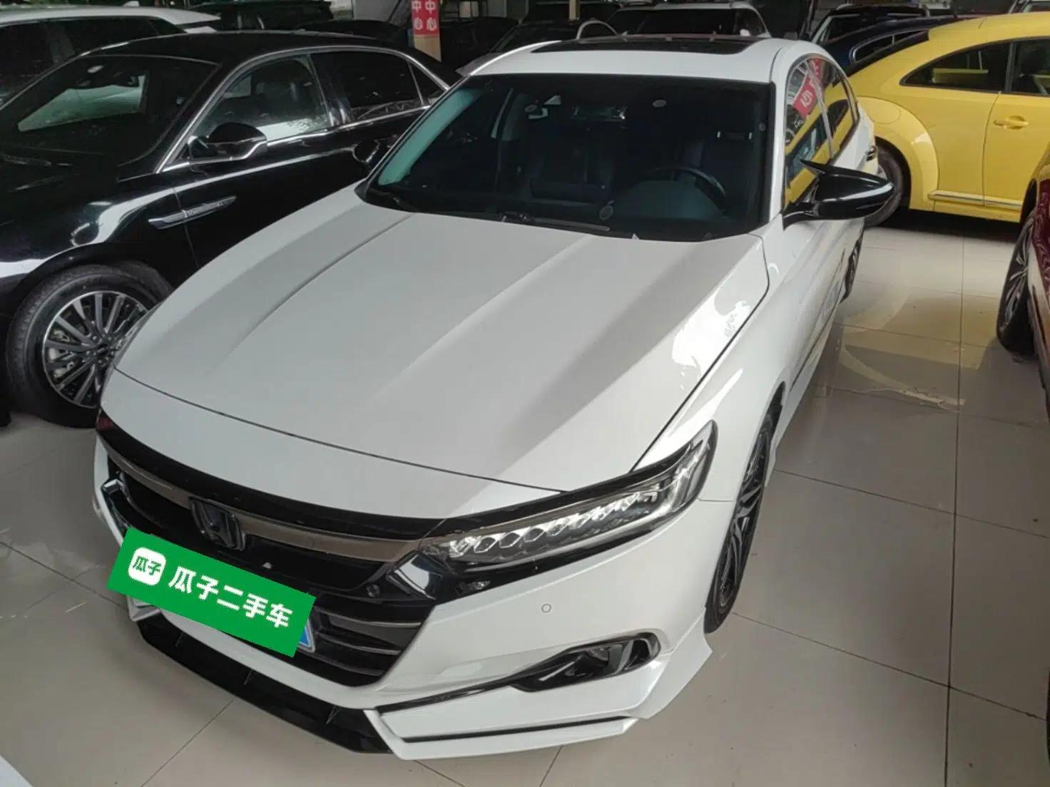 Honda Accord 2022 260TURBO Phantom Night · Prestige Edition — миниатюра 1