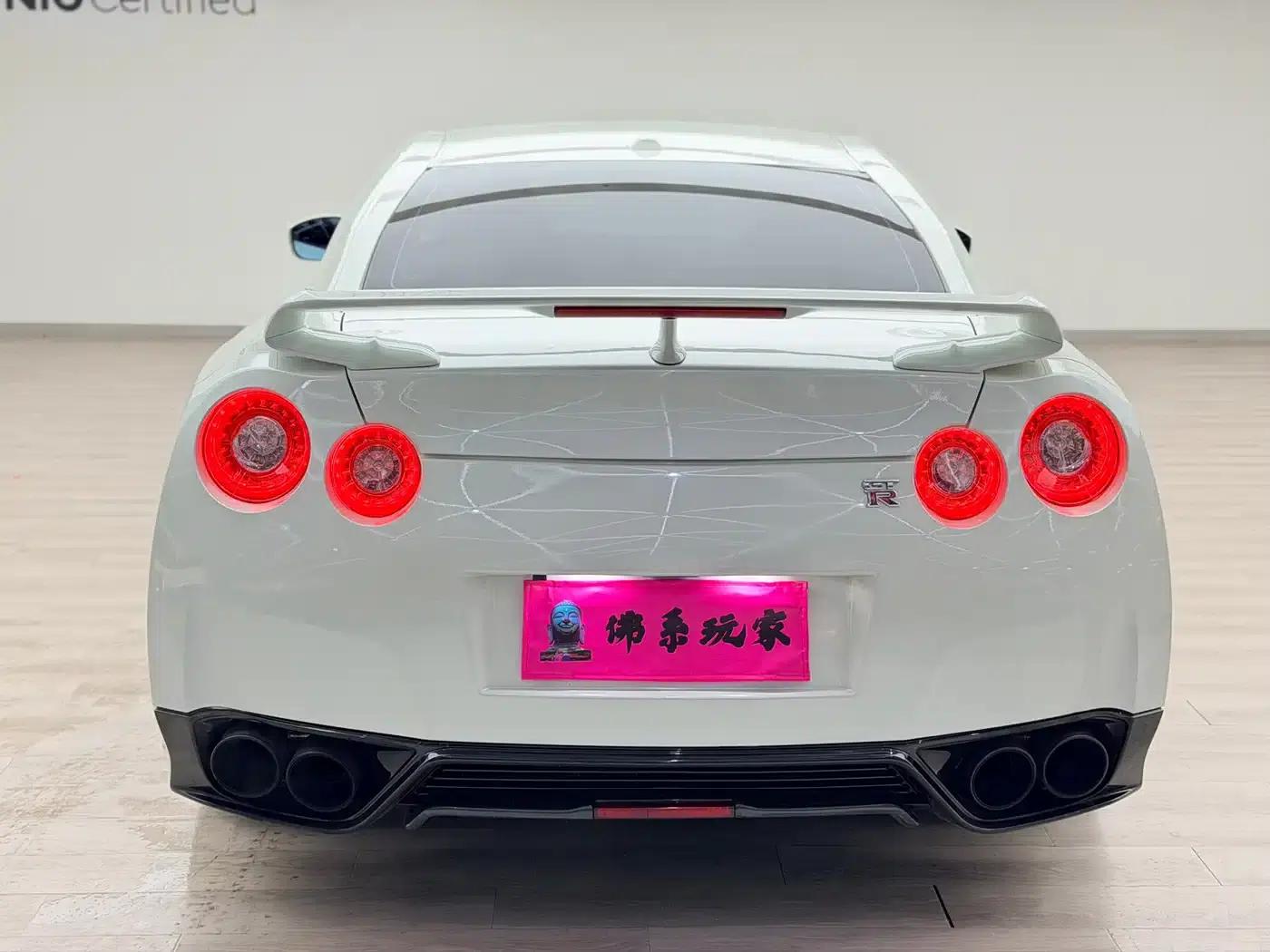 Nissan GT-R 2010 3.8T US Spec — миниатюра 5