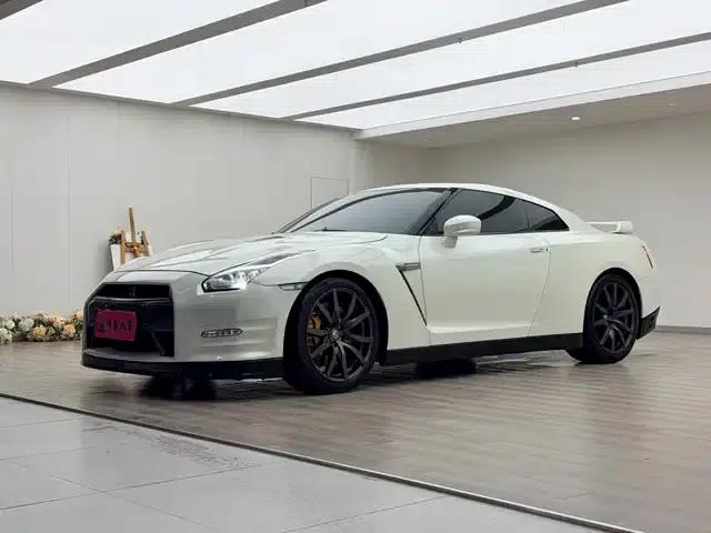 Nissan GT-R 2010 3.8T US Spec