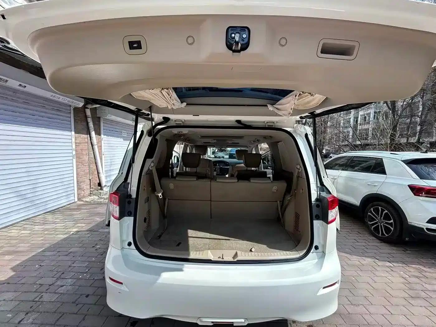Quest 2013 3.5L SL — миниатюра 9