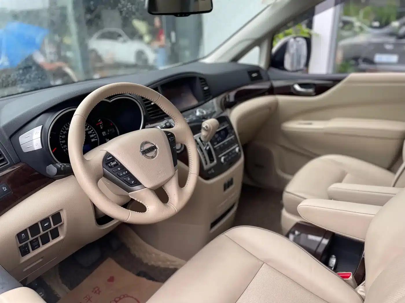 Quest 2015 3.5L SL — миниатюра 11