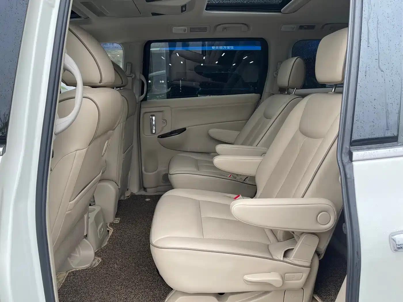 Quest 2015 3.5L SL — миниатюра 14