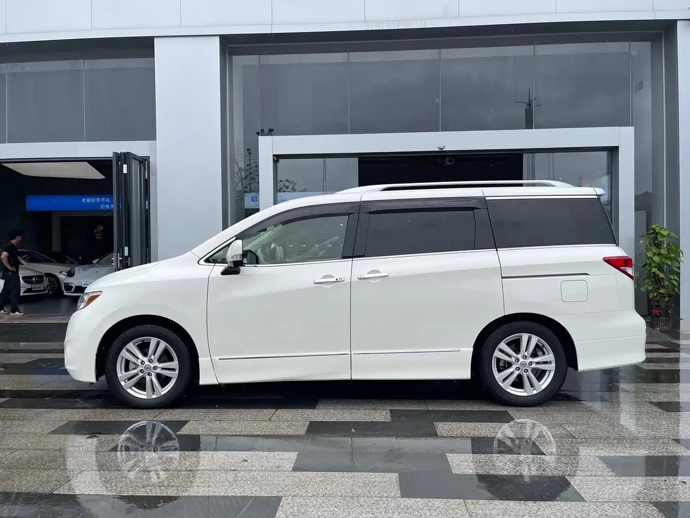 Quest 2015 3.5L SL — миниатюра 3