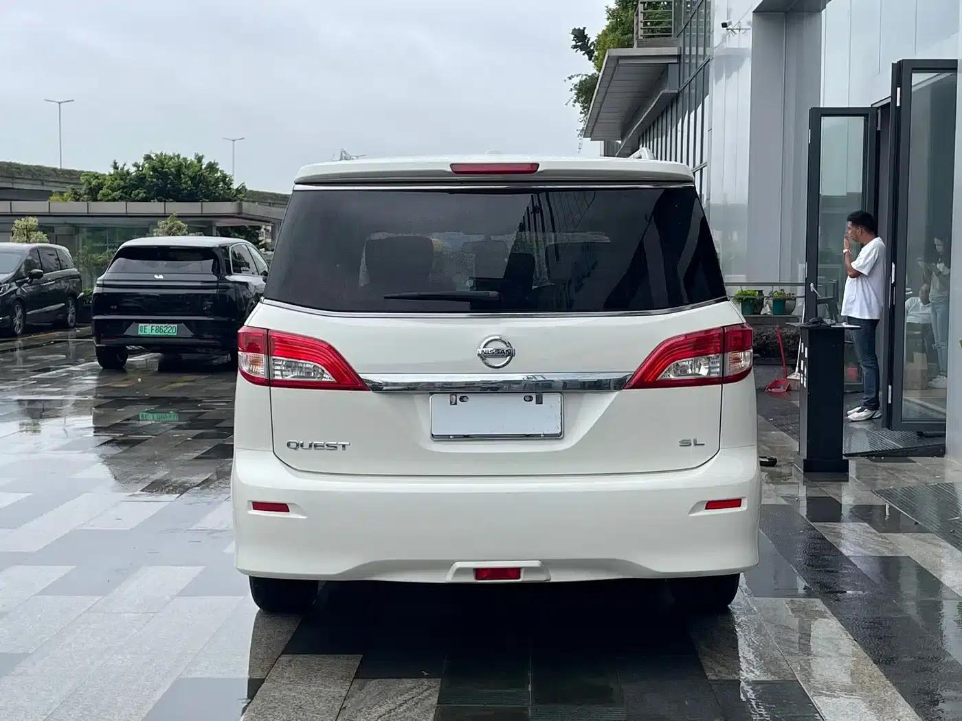 Quest 2015 3.5L SL — миниатюра 27