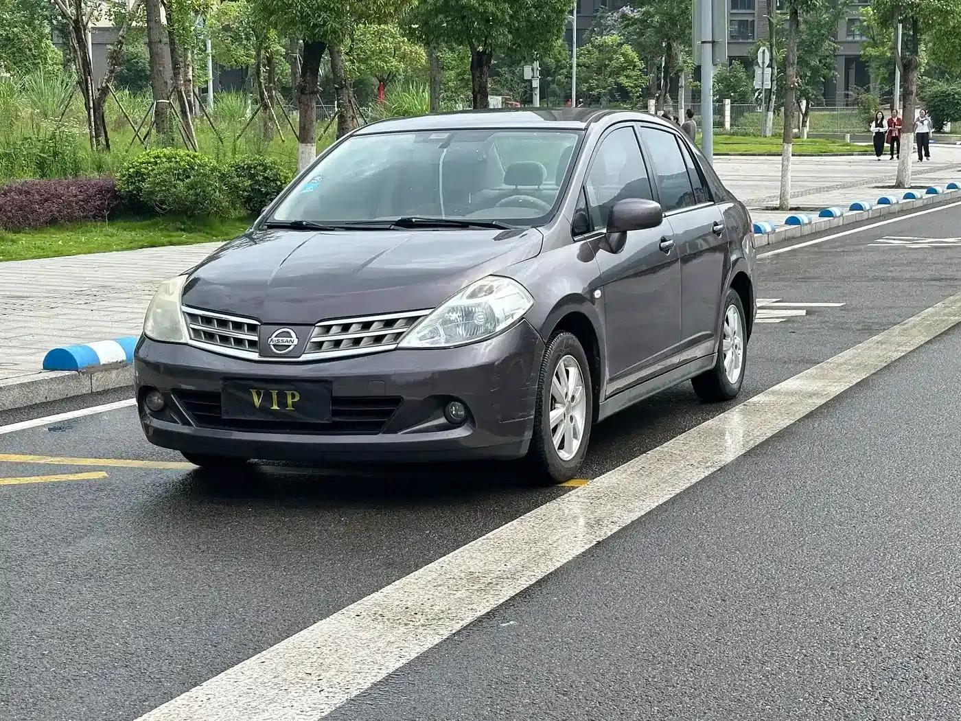 Tiida 2009 1.6L Automatic Technology Edition — миниатюра 1