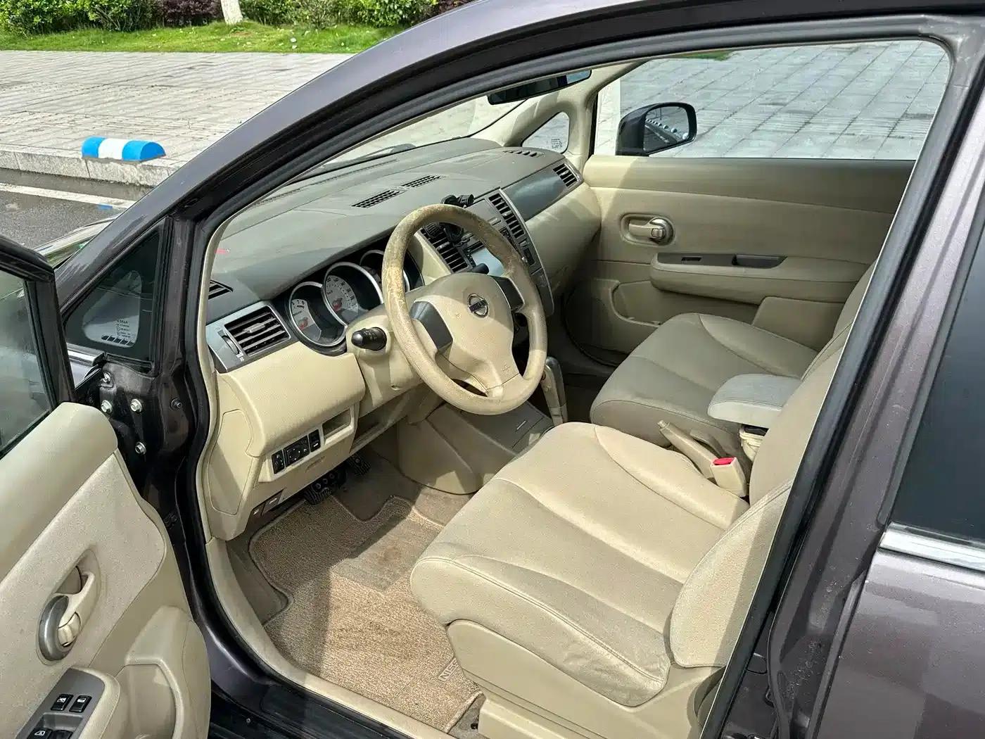 Tiida 2009 1.6L Automatic Technology Edition — миниатюра 8