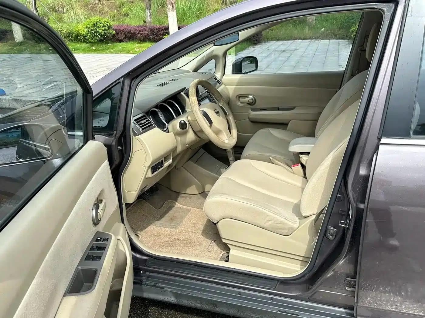 Tiida 2009 1.6L Automatic Technology Edition — миниатюра 9