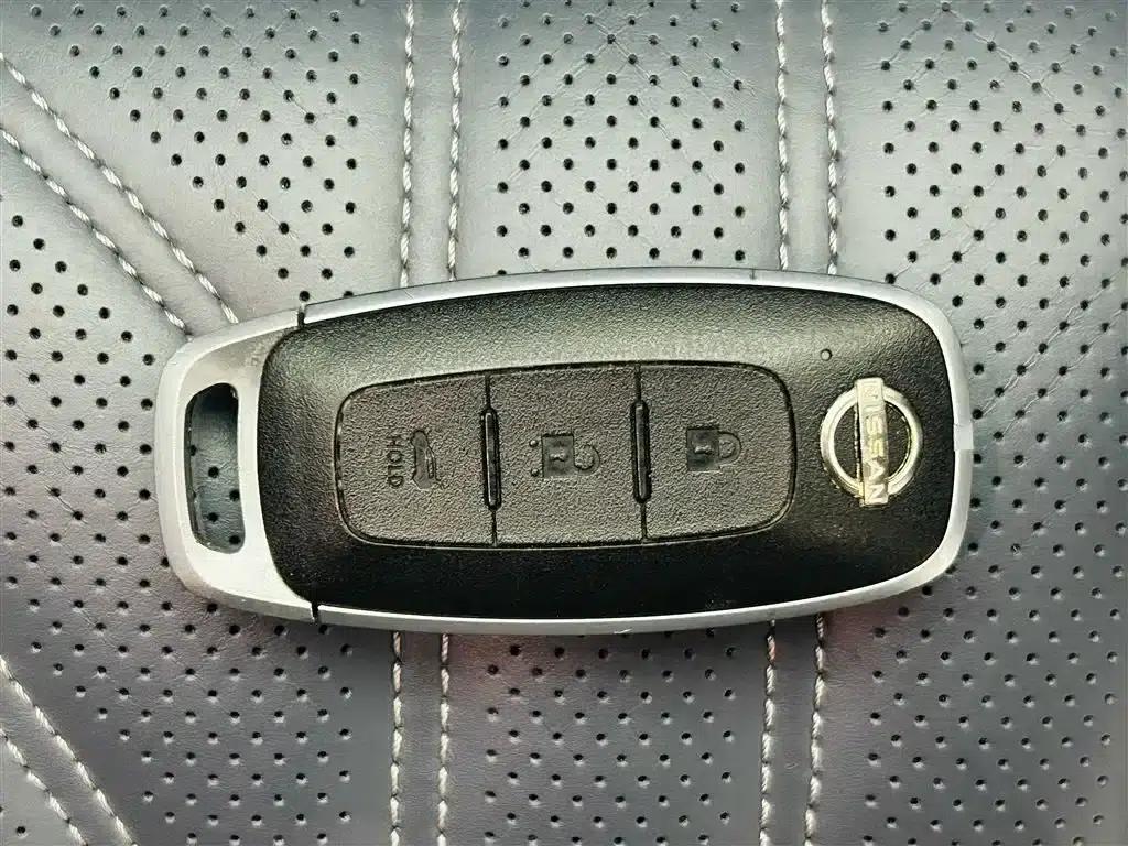 ARIYA 2022 All-Wheel Drive High-Performance Top-of-the-Line Edition — миниатюра 13