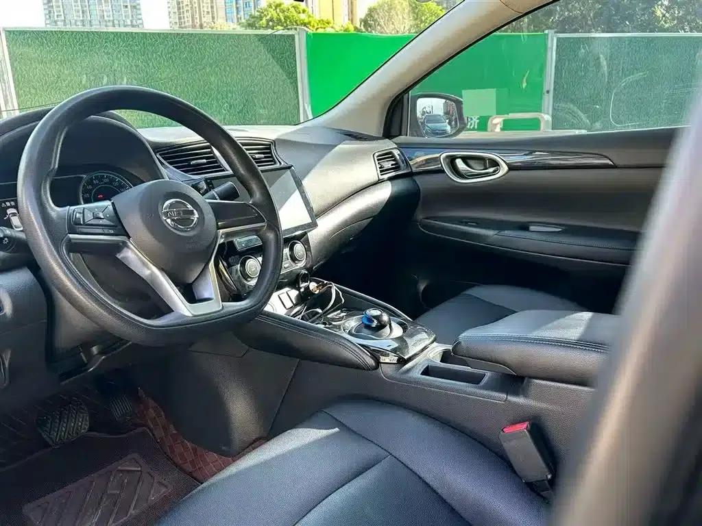 Nissan Sylphy EV 2018 Smart Edition — миниатюра 4