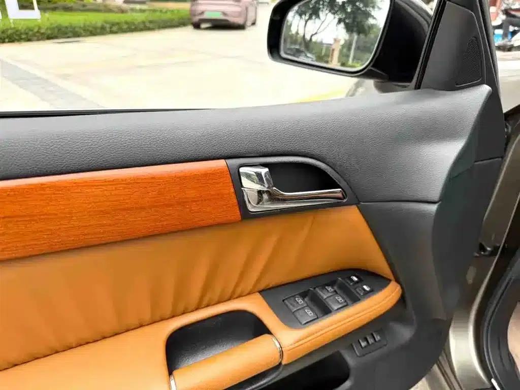 Elegance 2005 350 Luxury Edition — миниатюра 12