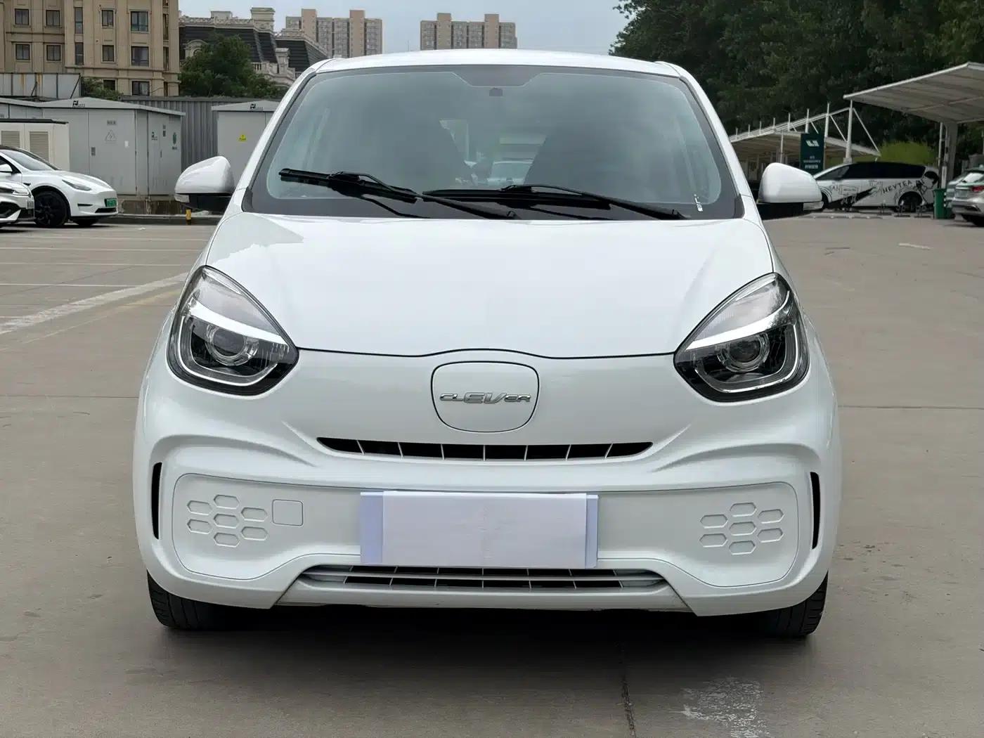 CLEVER 2021 Model 302km Premium Edition — миниатюра 2