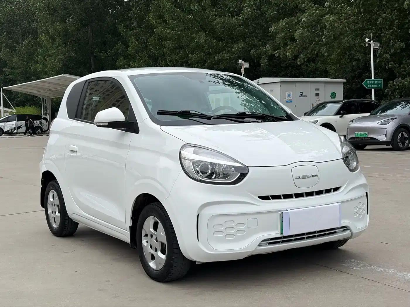 CLEVER 2021 Model 302km Premium Edition — миниатюра 3