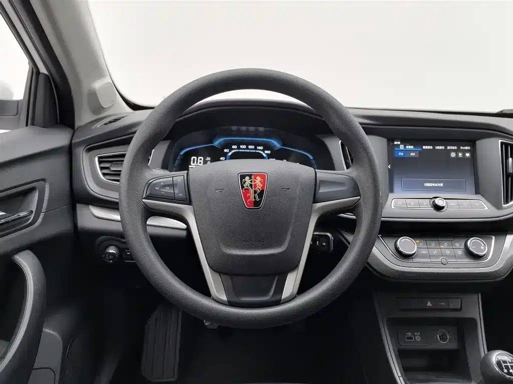 Roewe 360 2015 1.5L Manual Deluxe Edition — миниатюра 11