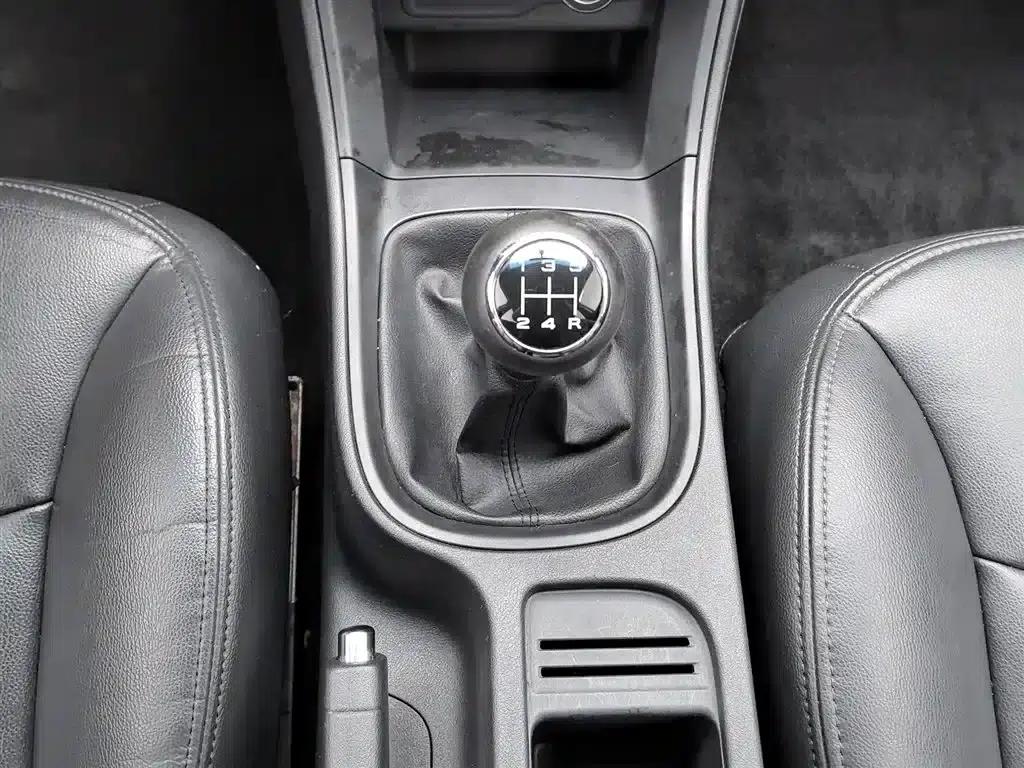 Roewe 360 2015 1.5L Manual Deluxe Edition — миниатюра 13