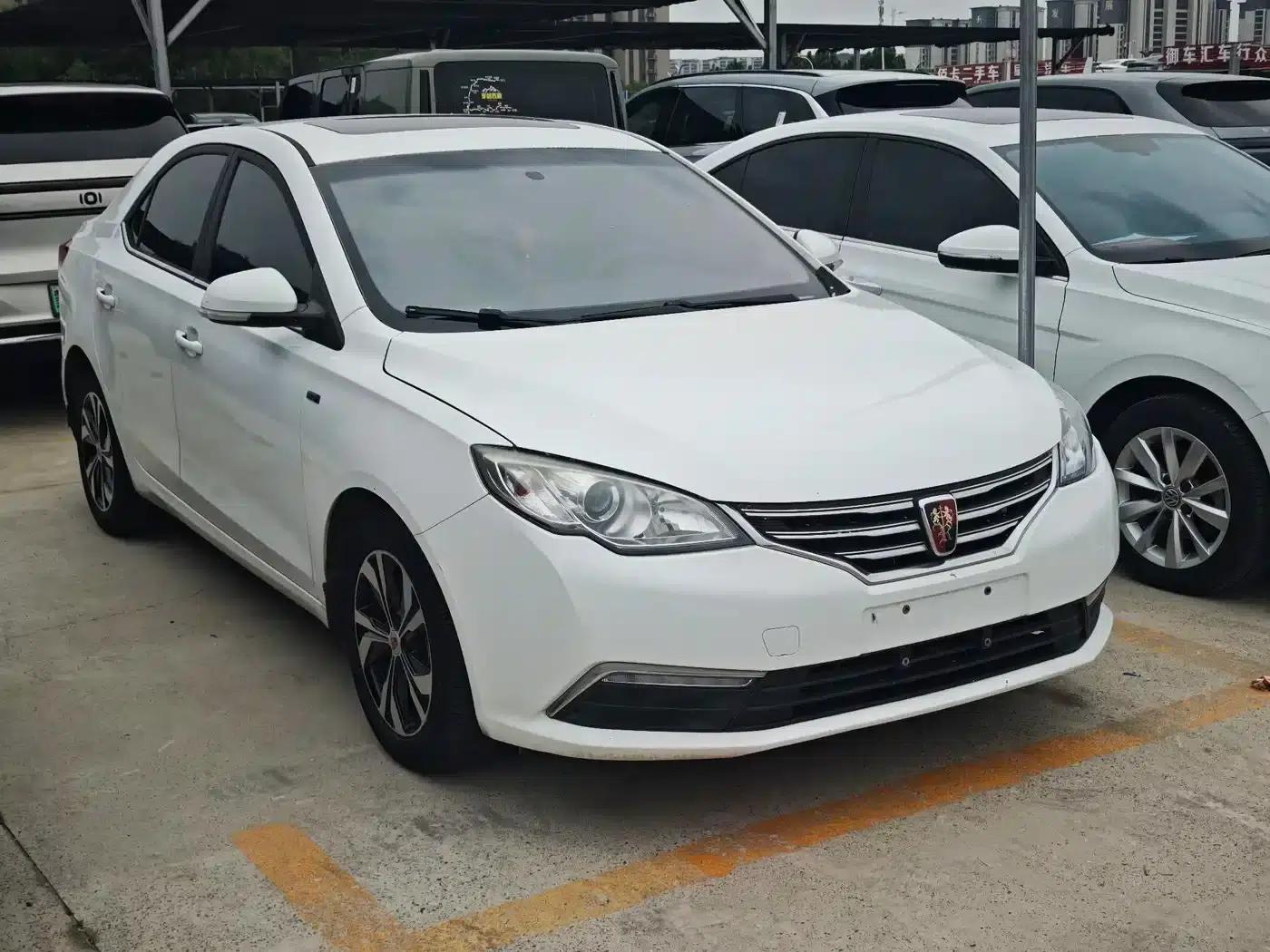 Roewe 360 2015 1.5L Automatic Deluxe Edition — миниатюра 3
