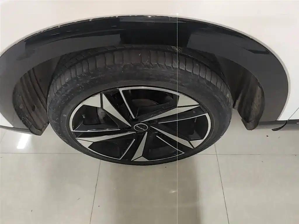 Roewe RX5 MAX 2022 1.5T Automatic Premium Edition — миниатюра 23